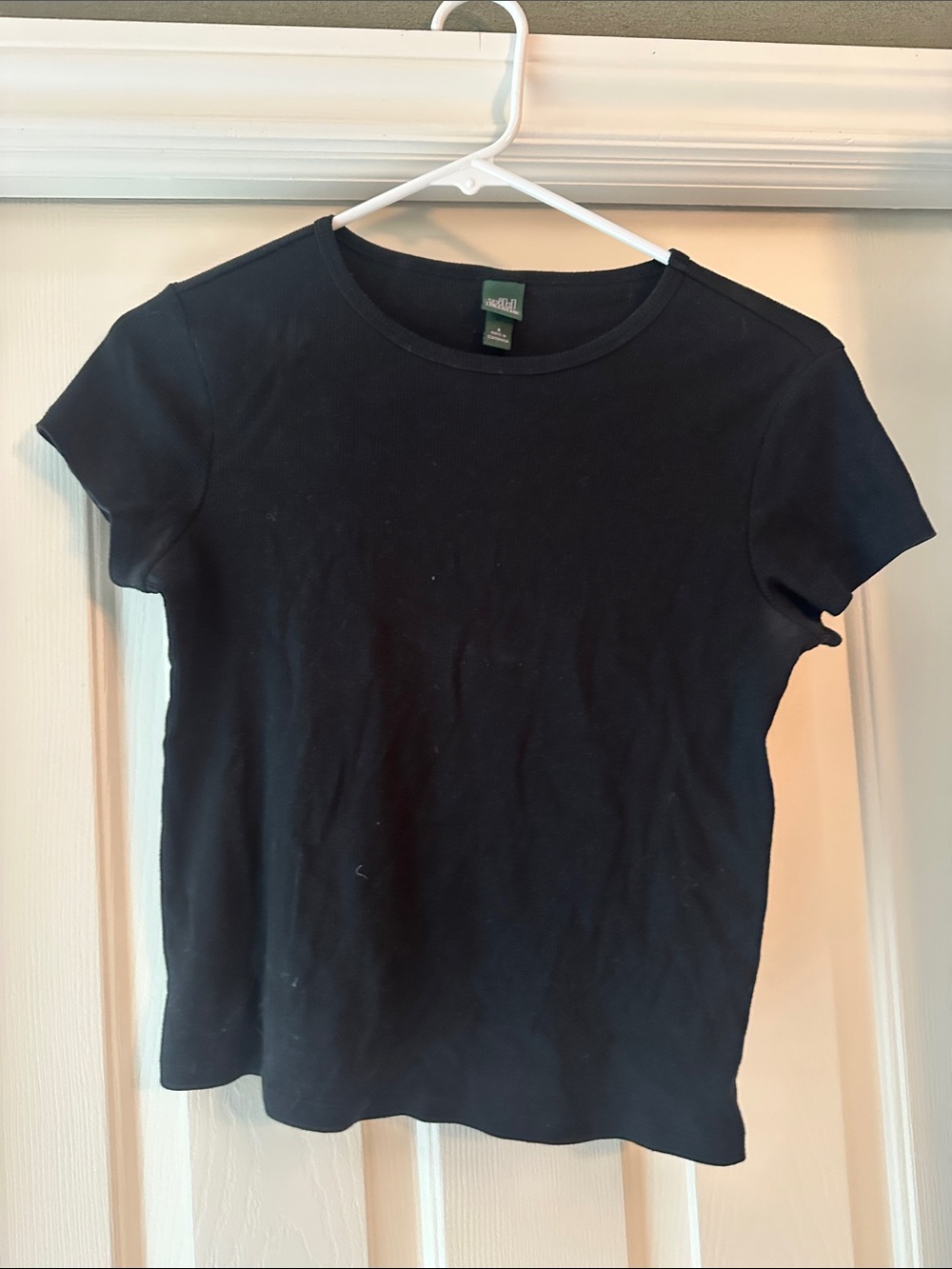 wild fable Black Short-Sleeve Crew Tee